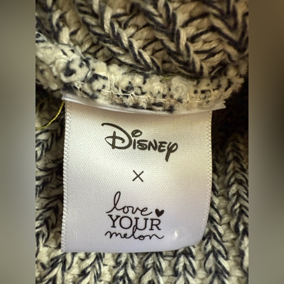 Love Your Melon x Disney Pom Beanie Doug Toy Story Aliens Adult OS - Picture 6 of 7